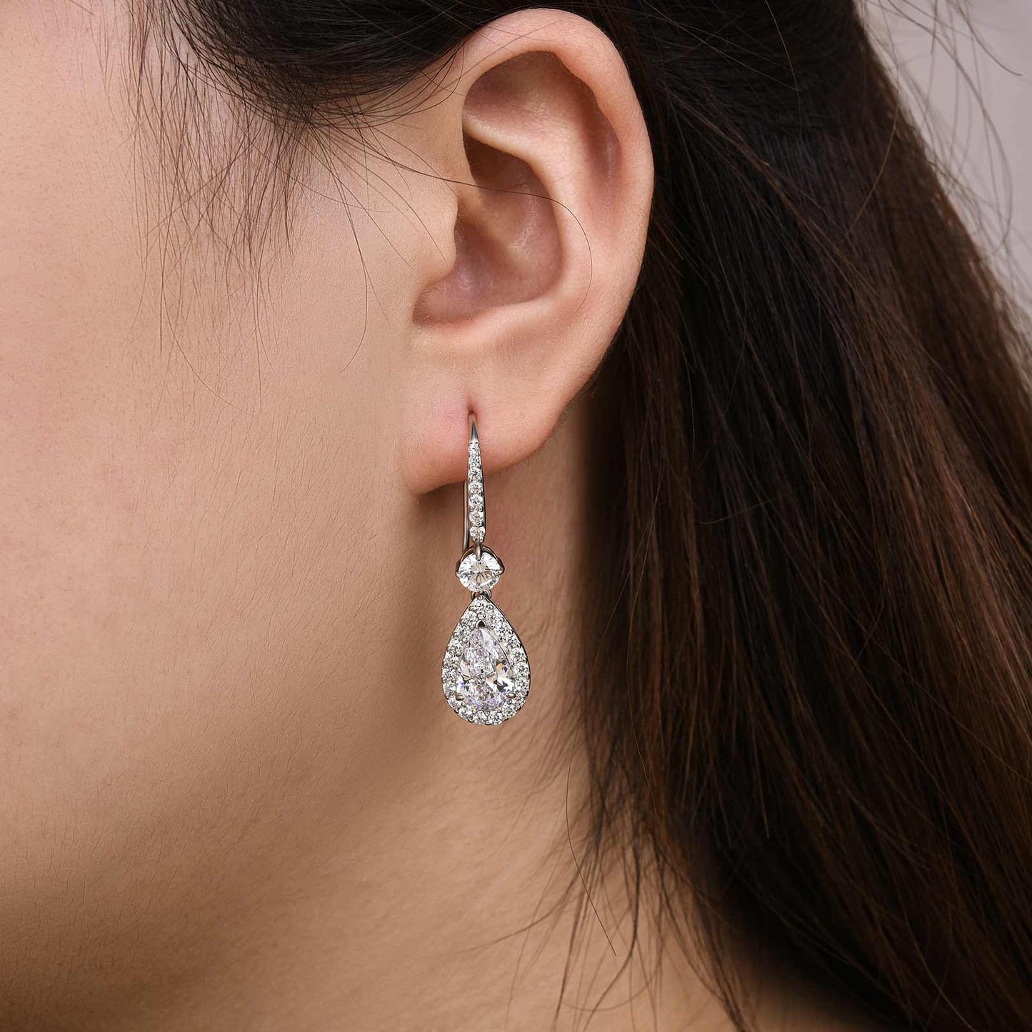 Louily Elegant Pear Cut Women's Dangle Earrings In Sterling Silver